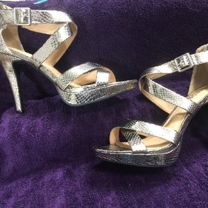 Holiday sparkle! Silver Metallic Heel Platform Sho